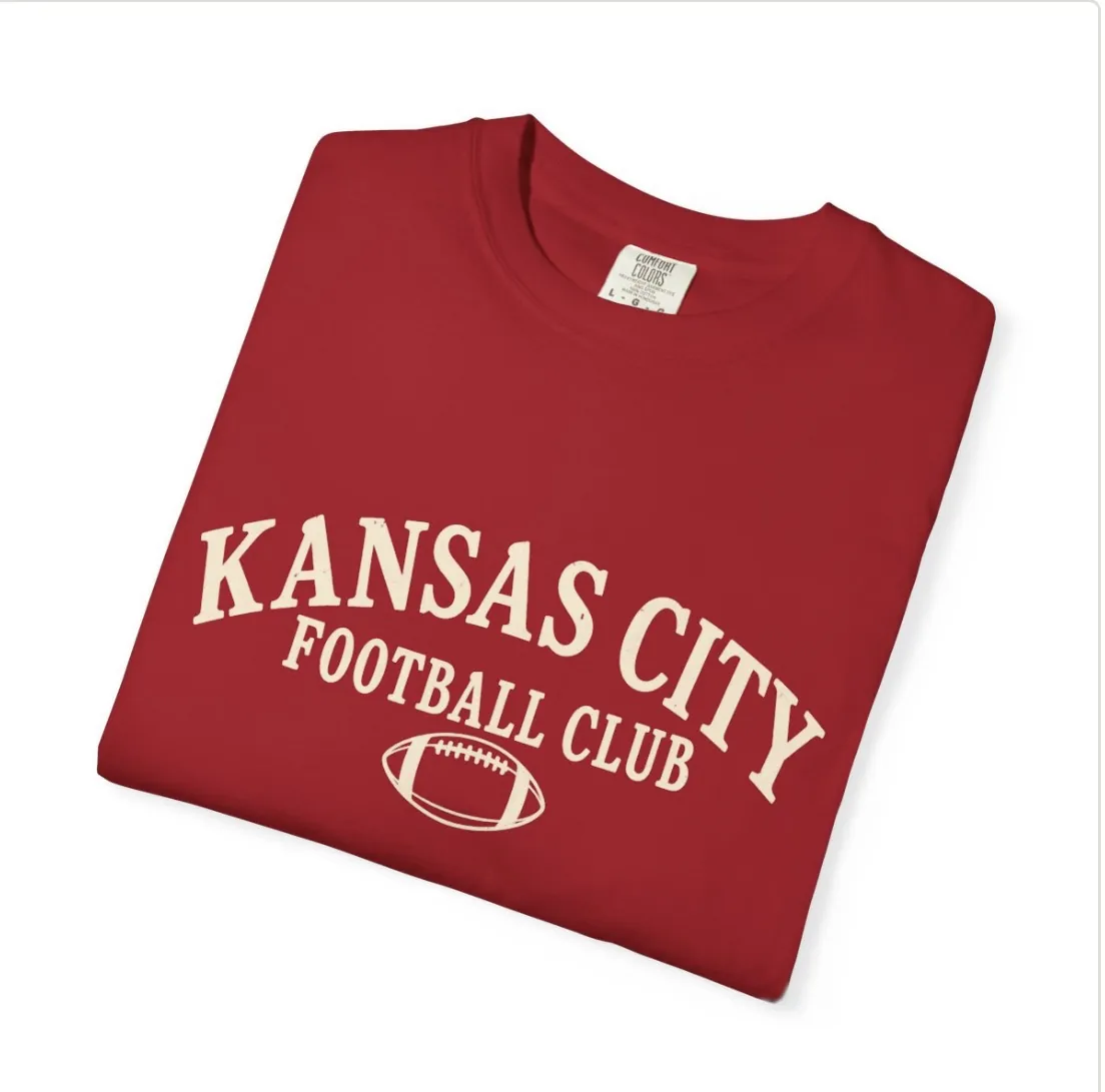Kansas City Football Club T-Shirt in Red, folded